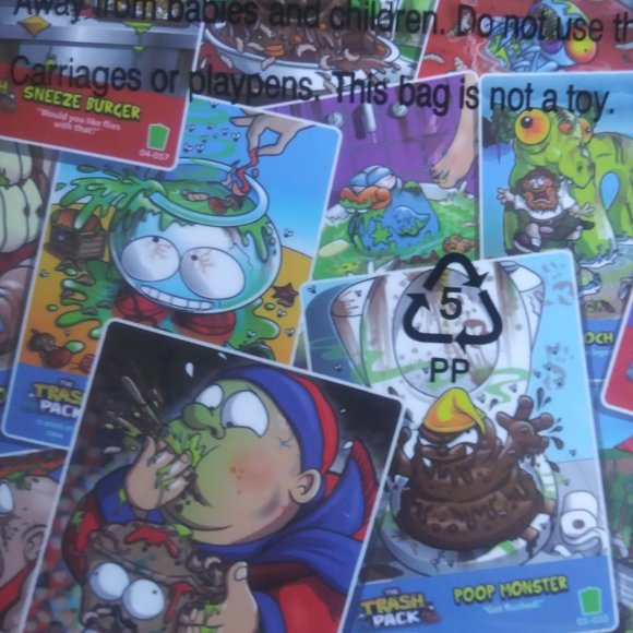 The Trash Pack Trading Card Album The Gross Gang 126 Card Holder Album New - Picture 4 of 5